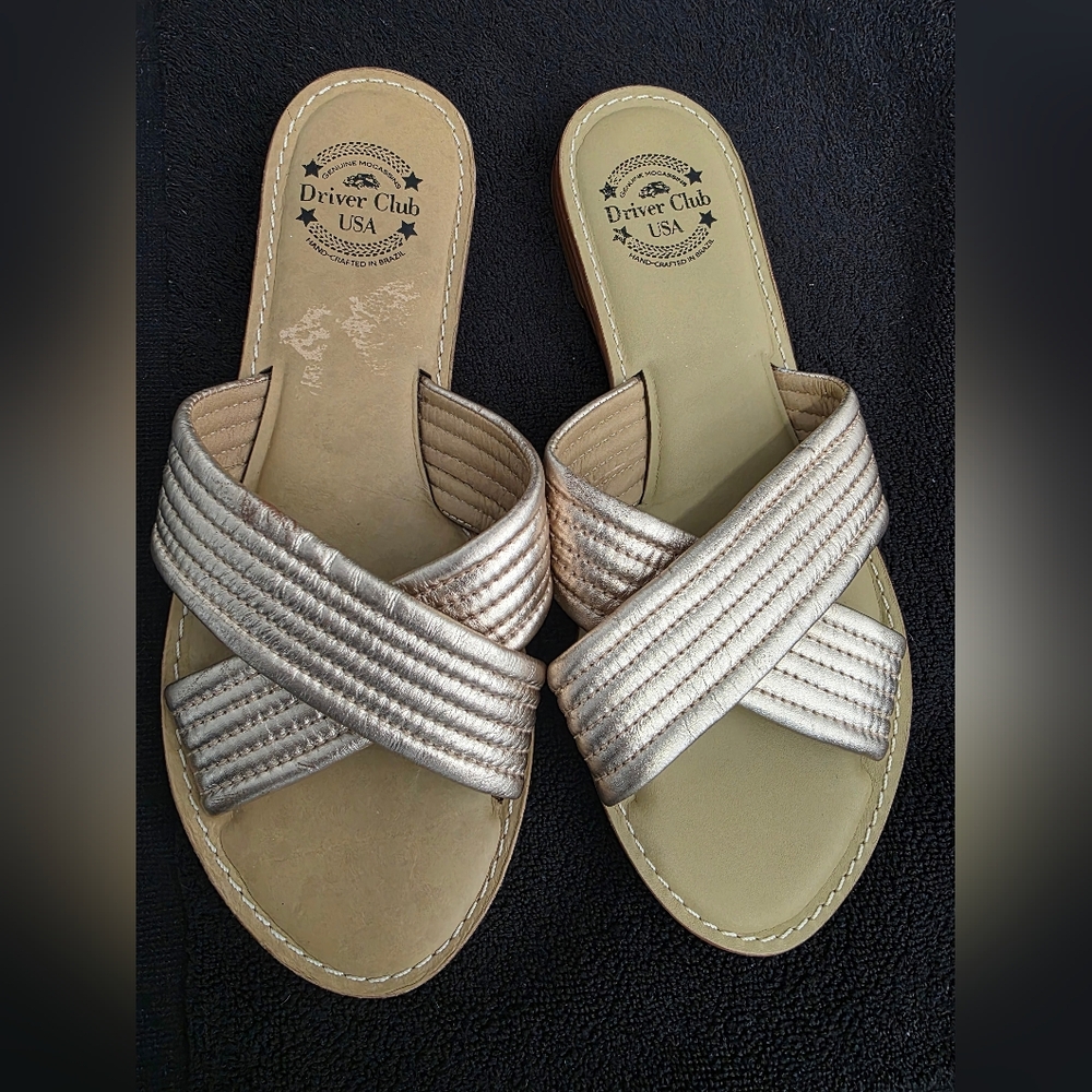 Driver Club USA Women's Metallic Sandals